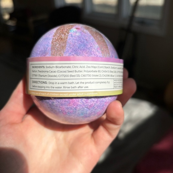 Miss Patisserie Bath Bomb - Picture 2 of 3
